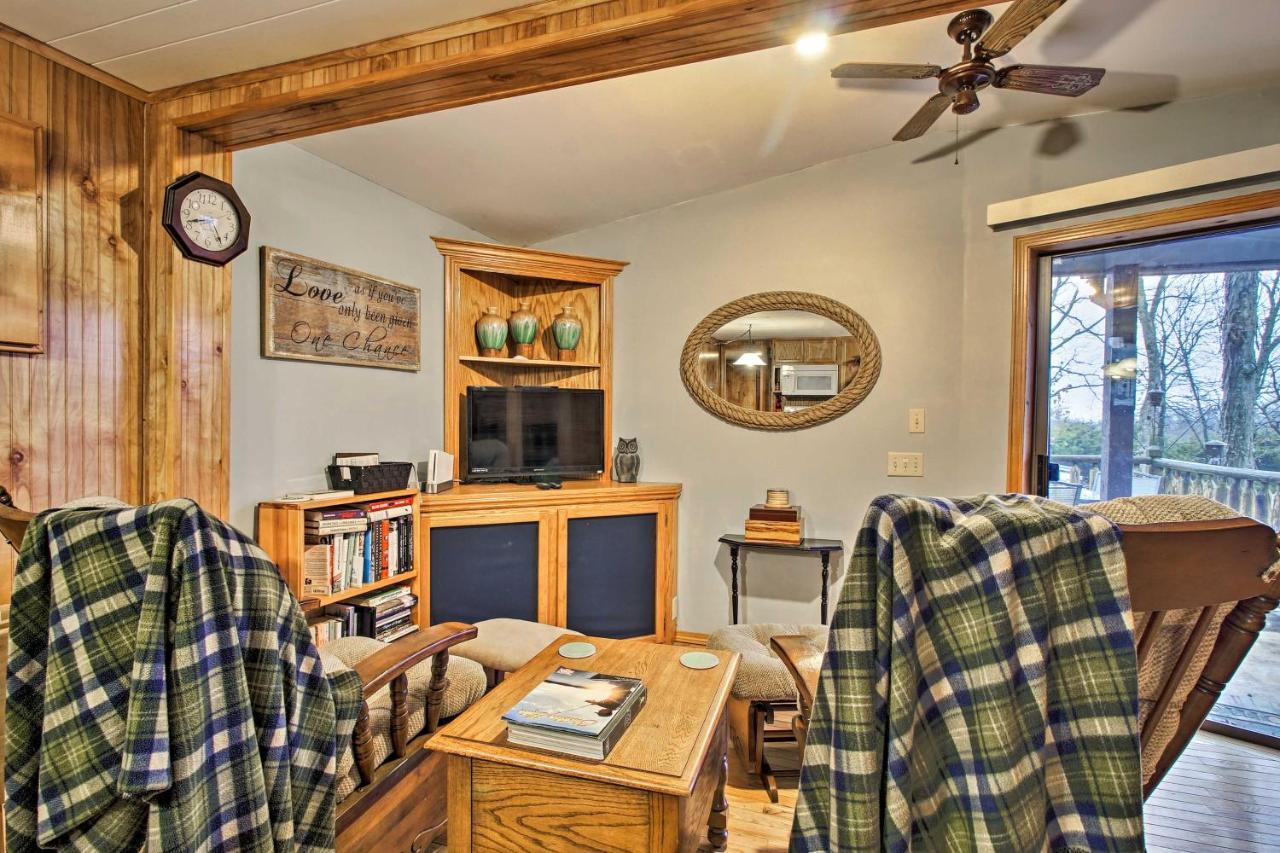 Rustic Stockton Lake Cabin Half Mile To Boat Ramp! Eksteriør billede