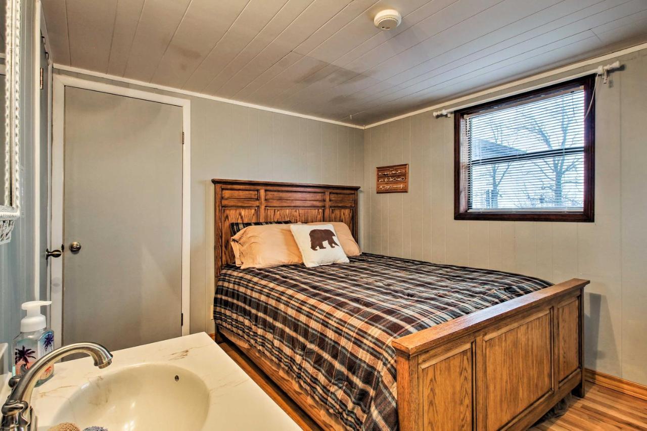 Rustic Stockton Lake Cabin Half Mile To Boat Ramp! Eksteriør billede